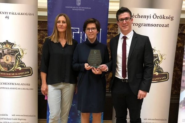 Az év Széchenyi vállalkozása díj Femmetex Hungary Kft.